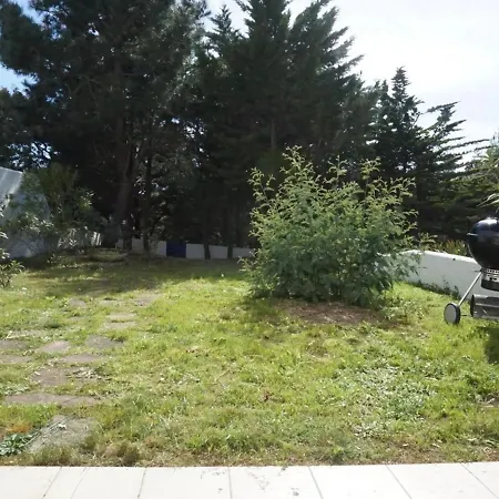 2 Pieces A 100m De La Avec Jardin, Terrasse Et Activites Familiales - Fr-1-224b-135 La Guérinière